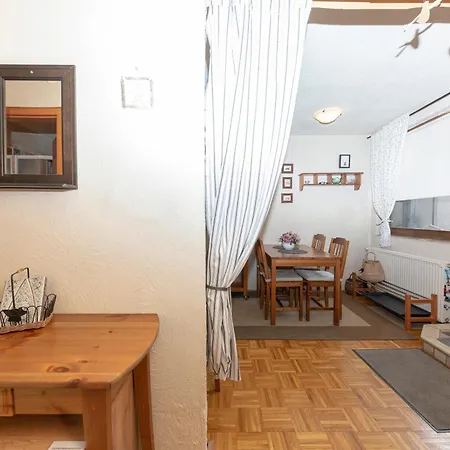 Apartma Brlog Petra, *
