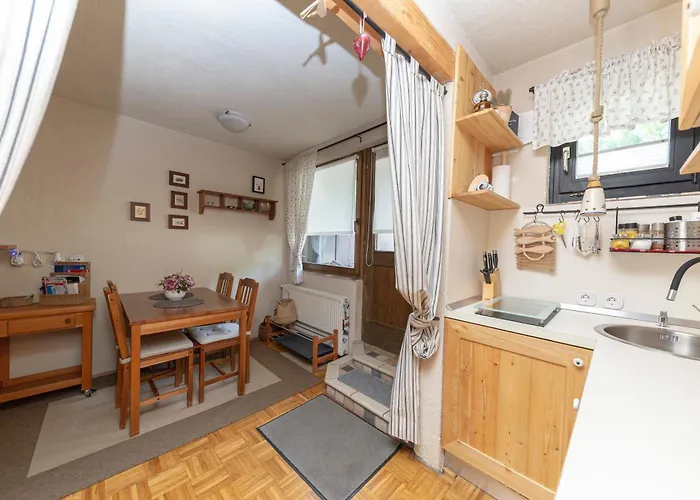 Apartma Brlog Petra, Daire *